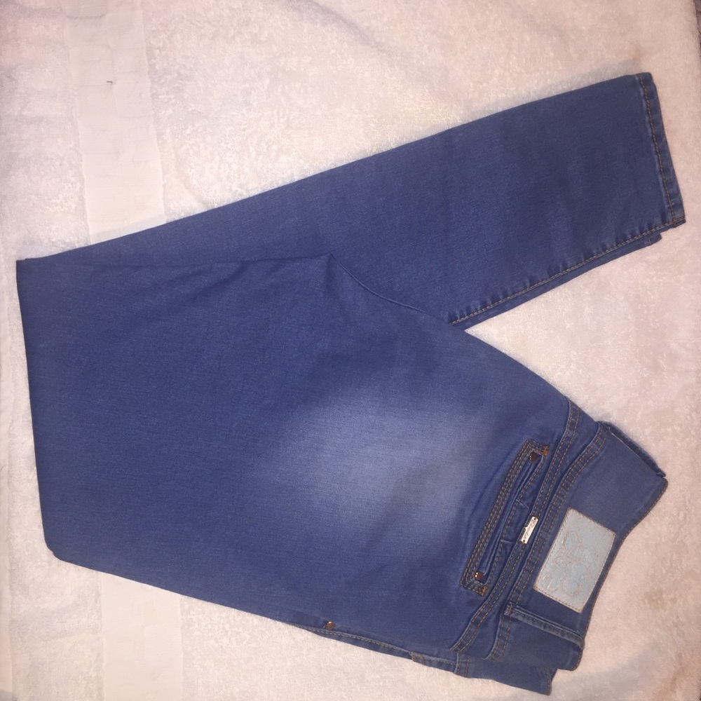 Light jeans